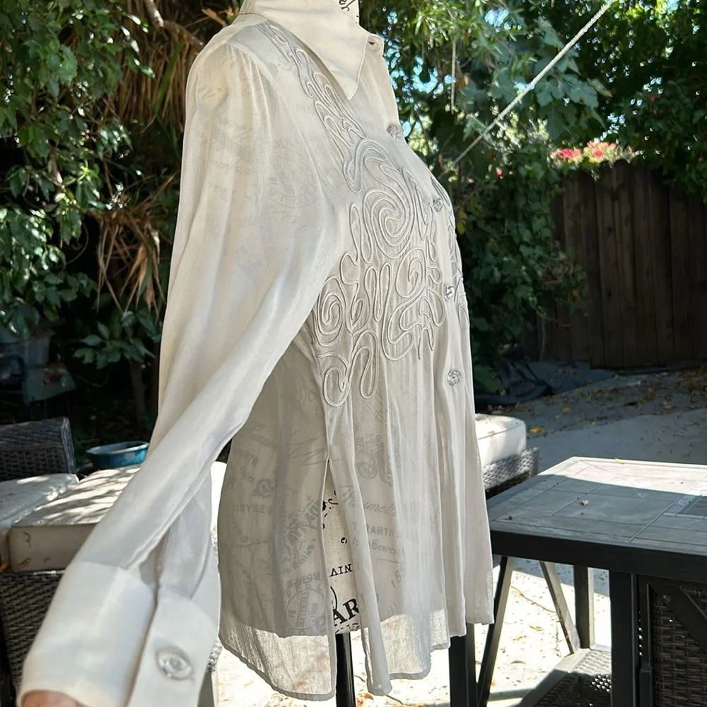 NWOT Vintage never worn Soutache blouse in light grey size 1 (small) - Picture 4 of 6